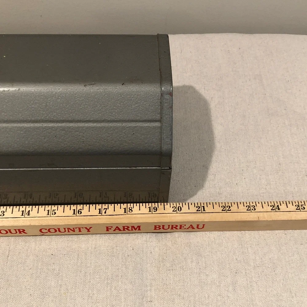Vintage 1960's Craftsman Tombstone 65161 Metal Tool Box Crown Logo with Tray